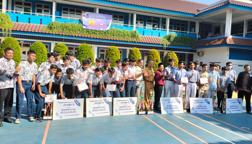 SMK Pembangunan Jaya Yakapi Gandeng UNM Kampus Damai Sukseskan Turnamen Futsal dan Mobile Legends